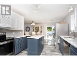 74 WILLIAM STREET, Kawartha Lakes, Ontario