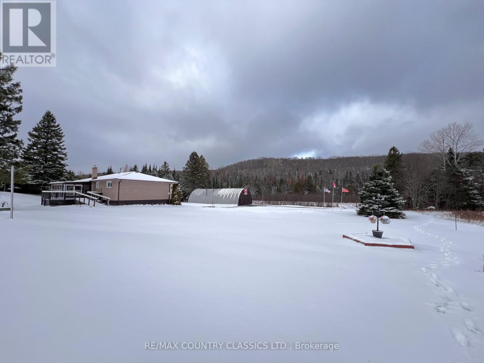 3559 South Baptiste Lake Road, Highlands East, Ontario K0L 2A0 - Photo 33 - X12537520