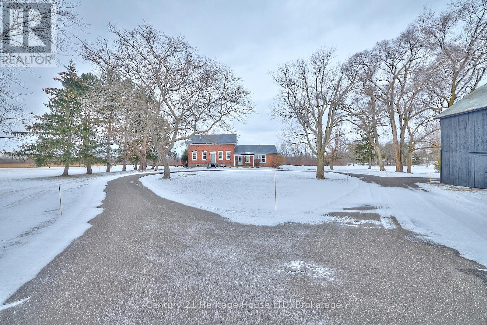 5930 Michener Road, Port Colborne, Ontario  L0S 1R0 - Photo 3 - X12154343