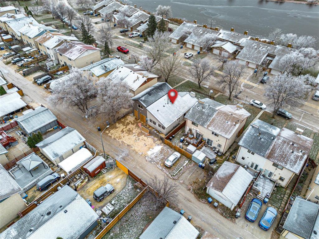 149 Albina Way, Winnipeg, Manitoba  R2R 1G8 - Photo 33 - 202528324