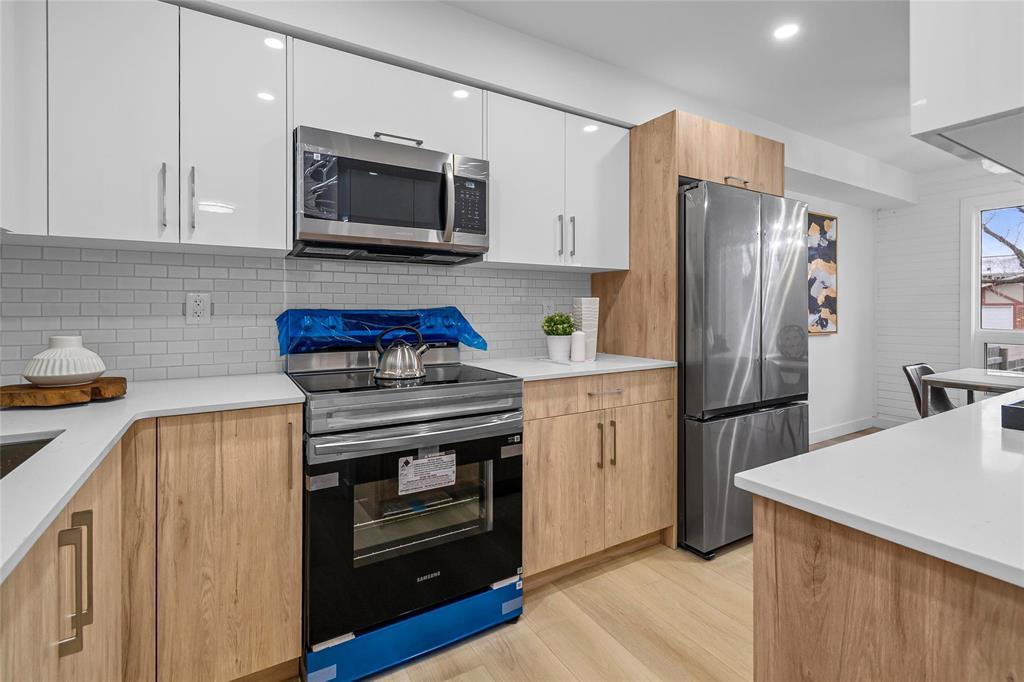 149 Albina Way, Winnipeg, Manitoba  R2R 1G8 - Photo 9 - 202528324