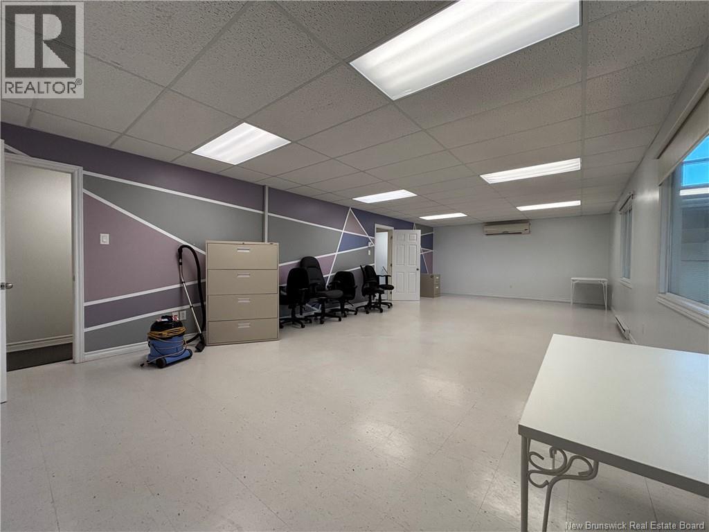 895 St Anne, Bathurst, New Brunswick  E2A 2N5 - Photo 29 - NB129909