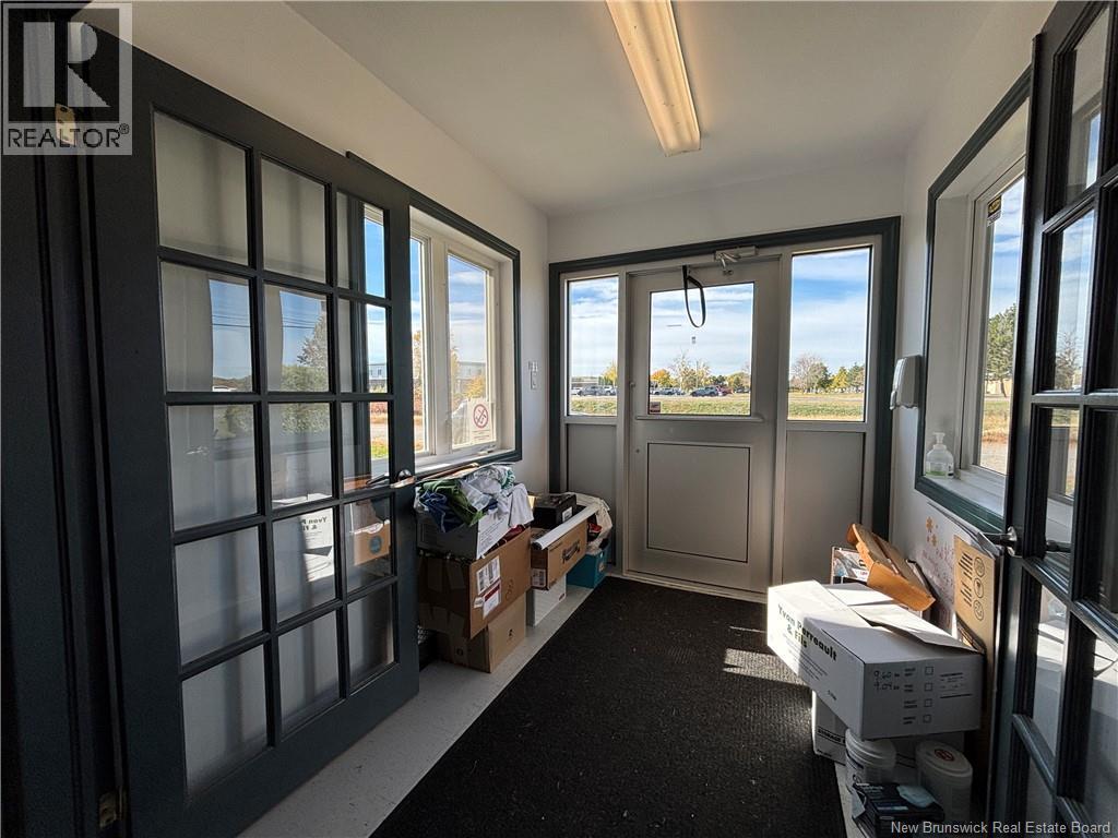 895 St Anne, Bathurst, New Brunswick  E2A 2N5 - Photo 40 - NB129909