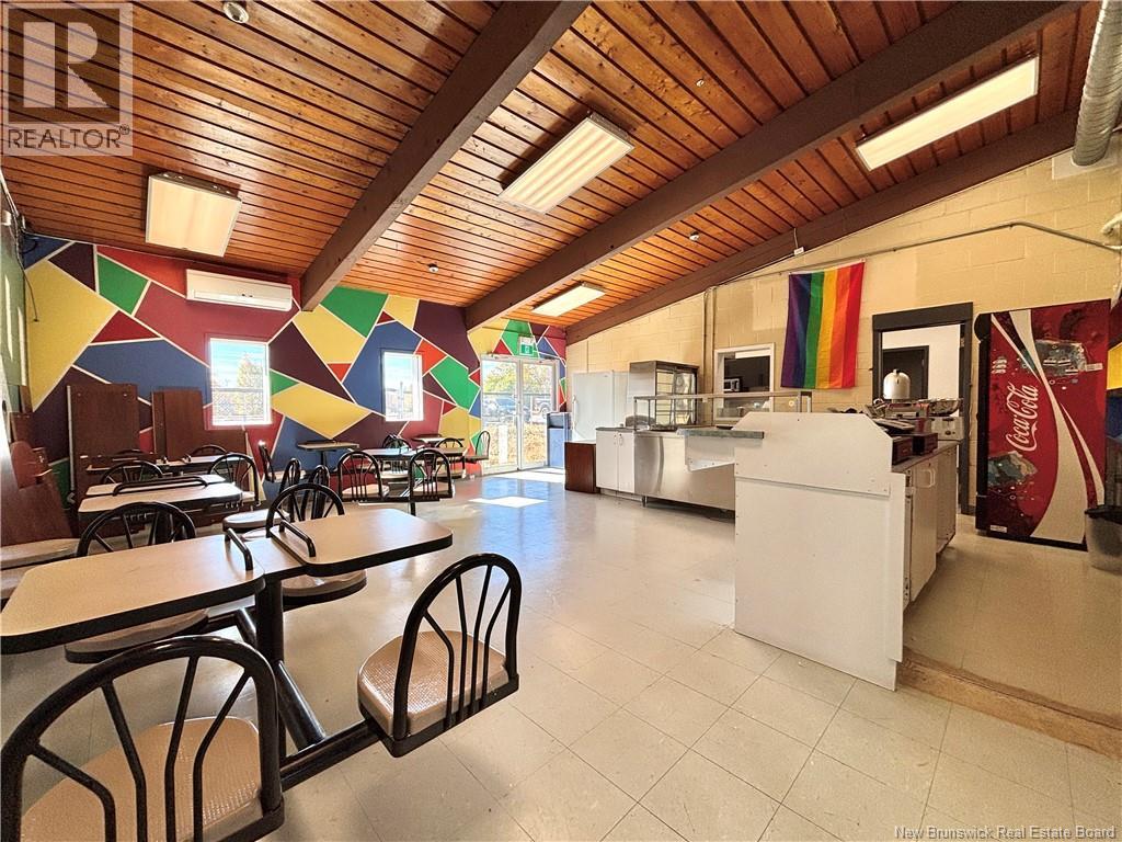 895 St Anne, Bathurst, New Brunswick  E2A 2N5 - Photo 22 - NB129909