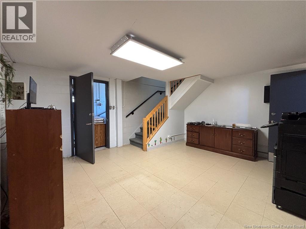 895 St Anne, Bathurst, New Brunswick  E2A 2N5 - Photo 35 - NB129909