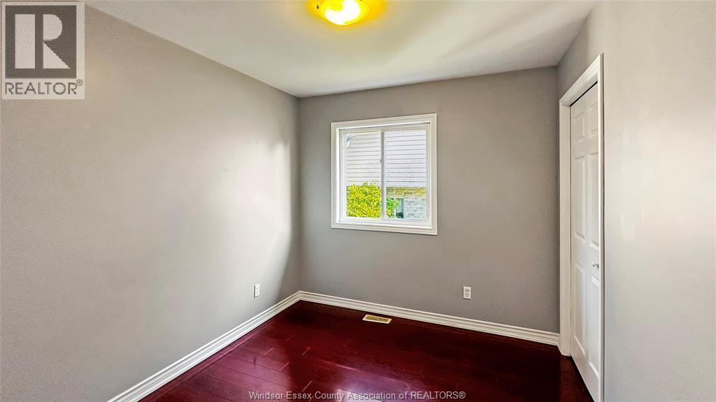 4663 Helsinki Crescent, Windsor, Ontario  N9G 3G2 - Photo 7 - 25028674