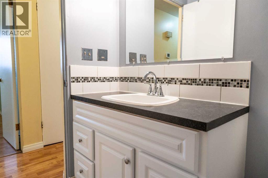 21 Watson Street, Red Deer, Alberta  T4N 5X7 - Photo 16 - A2267608