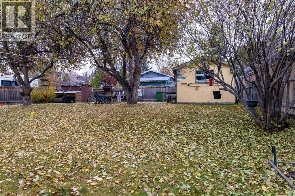 21 Watson Street, Red Deer, Alberta  T4N 5X7 - Photo 38 - A2267608