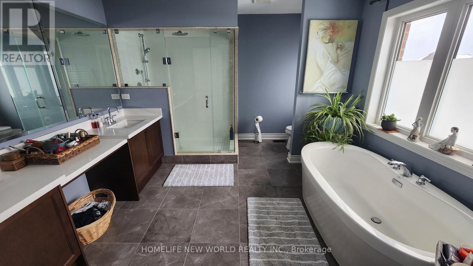 15 Prunella Crescent W, East Gwillimbury, Ontario  L9N 0S7 - Photo 13 - N12537554