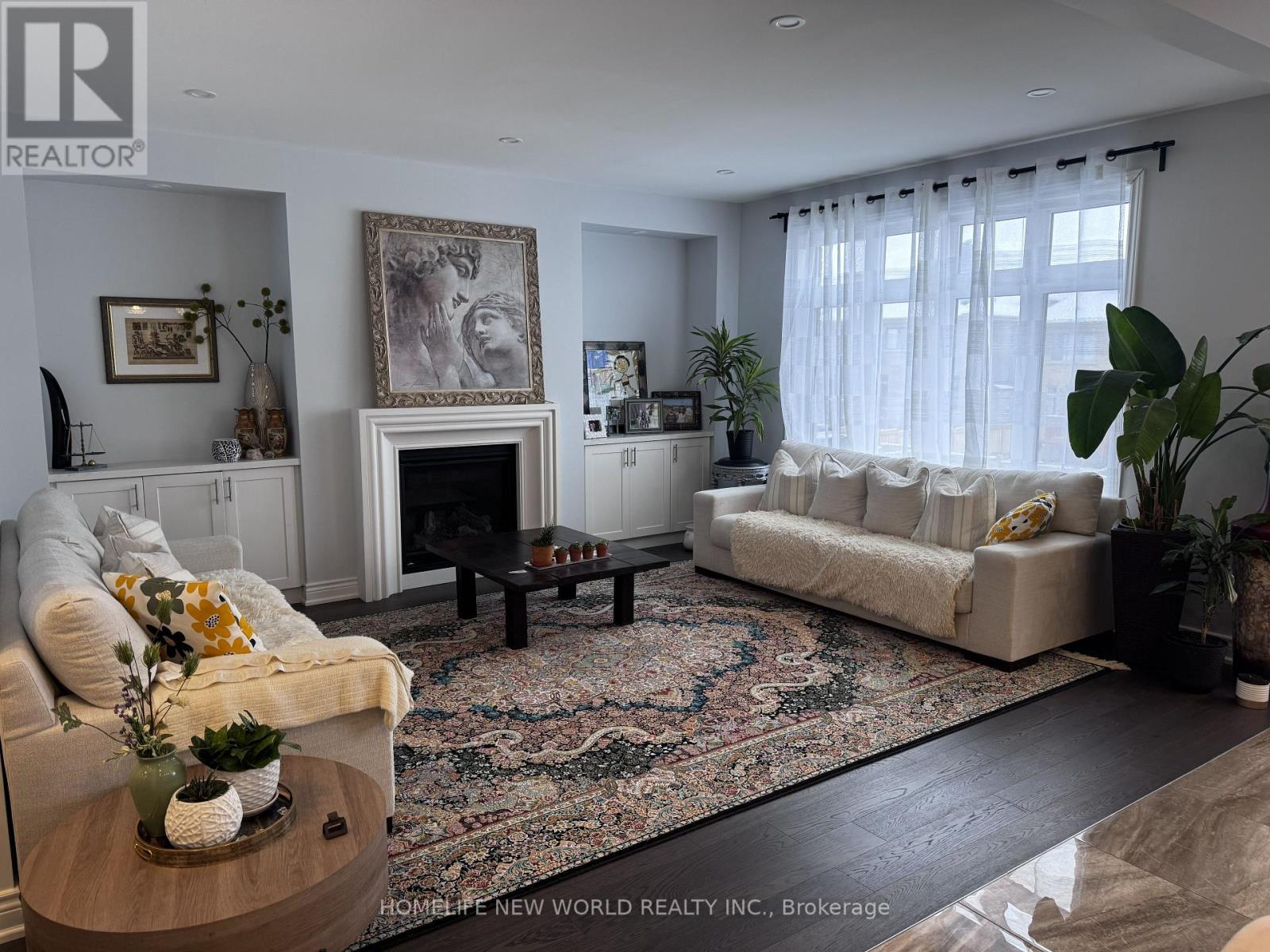 15 Prunella Crescent W, East Gwillimbury, Ontario  L9N 0S7 - Photo 4 - N12537554