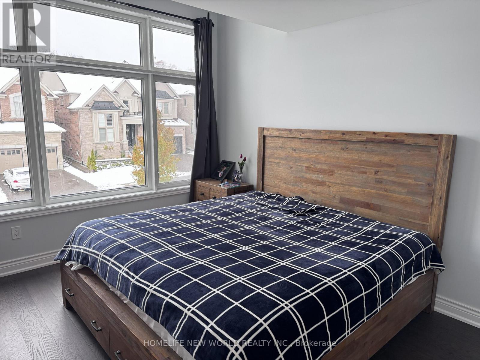 15 Prunella Crescent W, East Gwillimbury, Ontario  L9N 0S7 - Photo 9 - N12537554