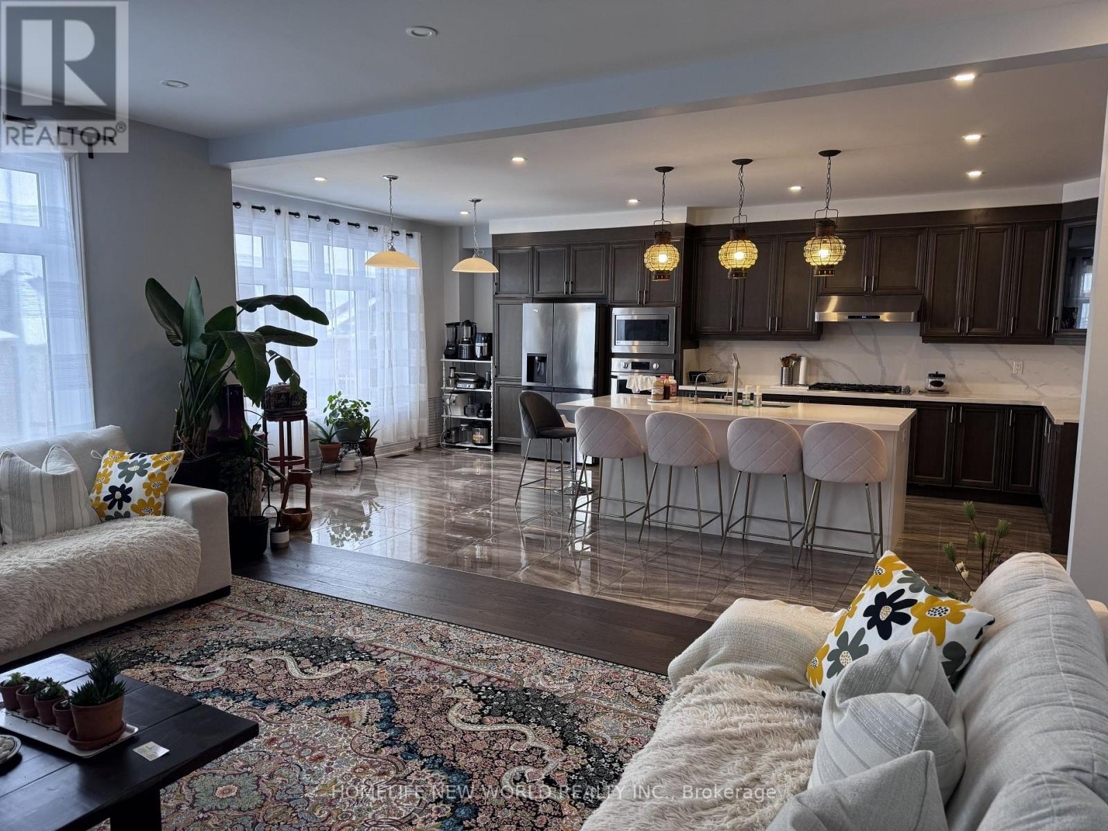 15 Prunella Crescent W, East Gwillimbury, Ontario  L9N 0S7 - Photo 6 - N12537554