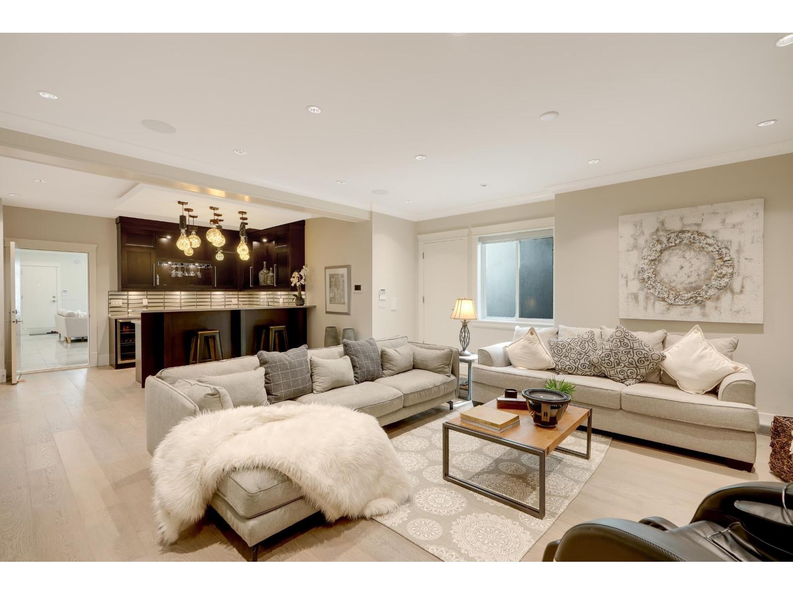 167xx Mcnair Drive, Surrey, British Columbia  V3Z 0P9 - Photo 2 - R3066705