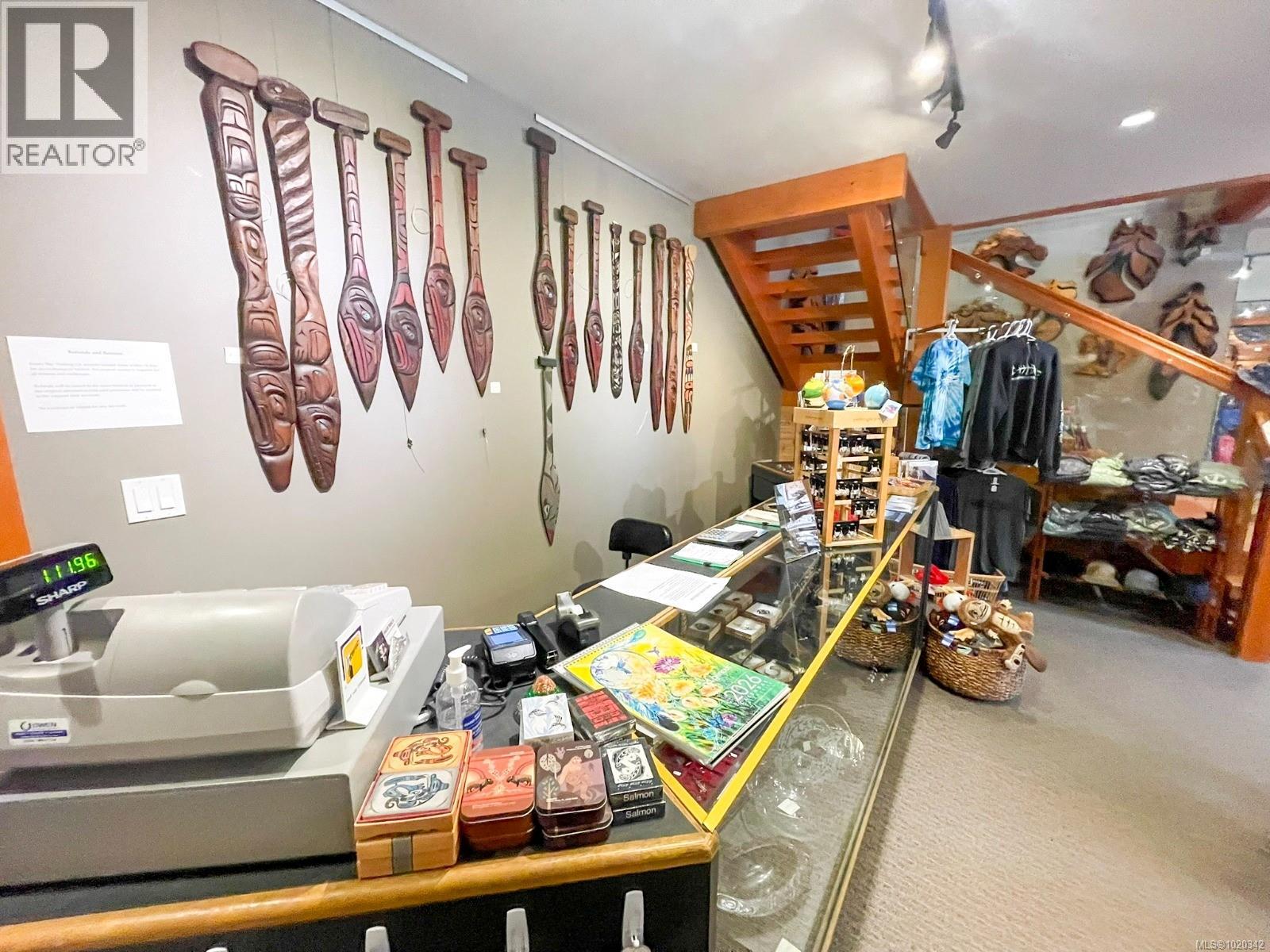 7581 Island Hwy S, Fanny Bay, British Columbia  V0R 1W0 - Photo 11 - 1020342