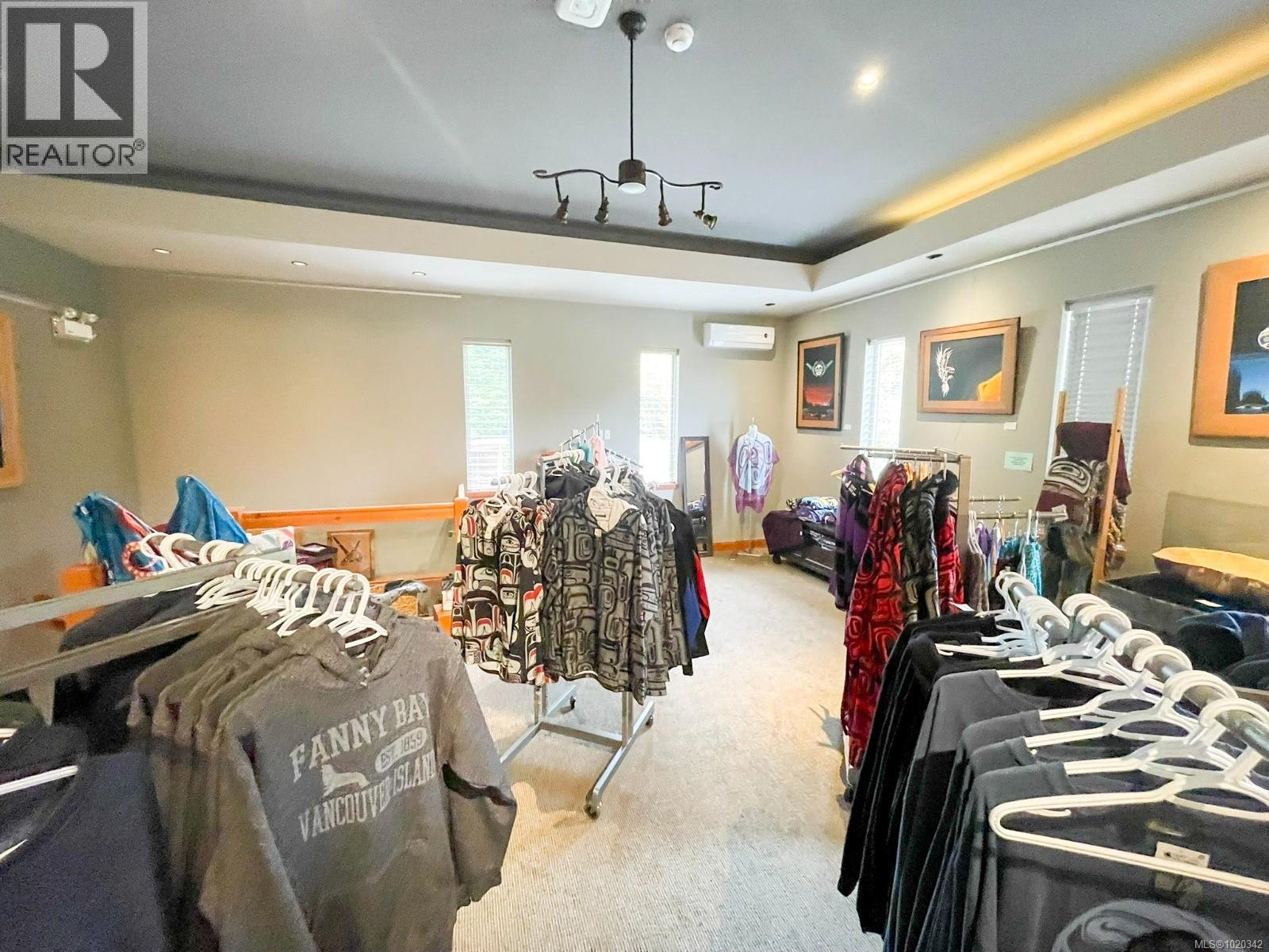 7581 Island Hwy S, Fanny Bay, British Columbia  V0R 1W0 - Photo 22 - 1020342