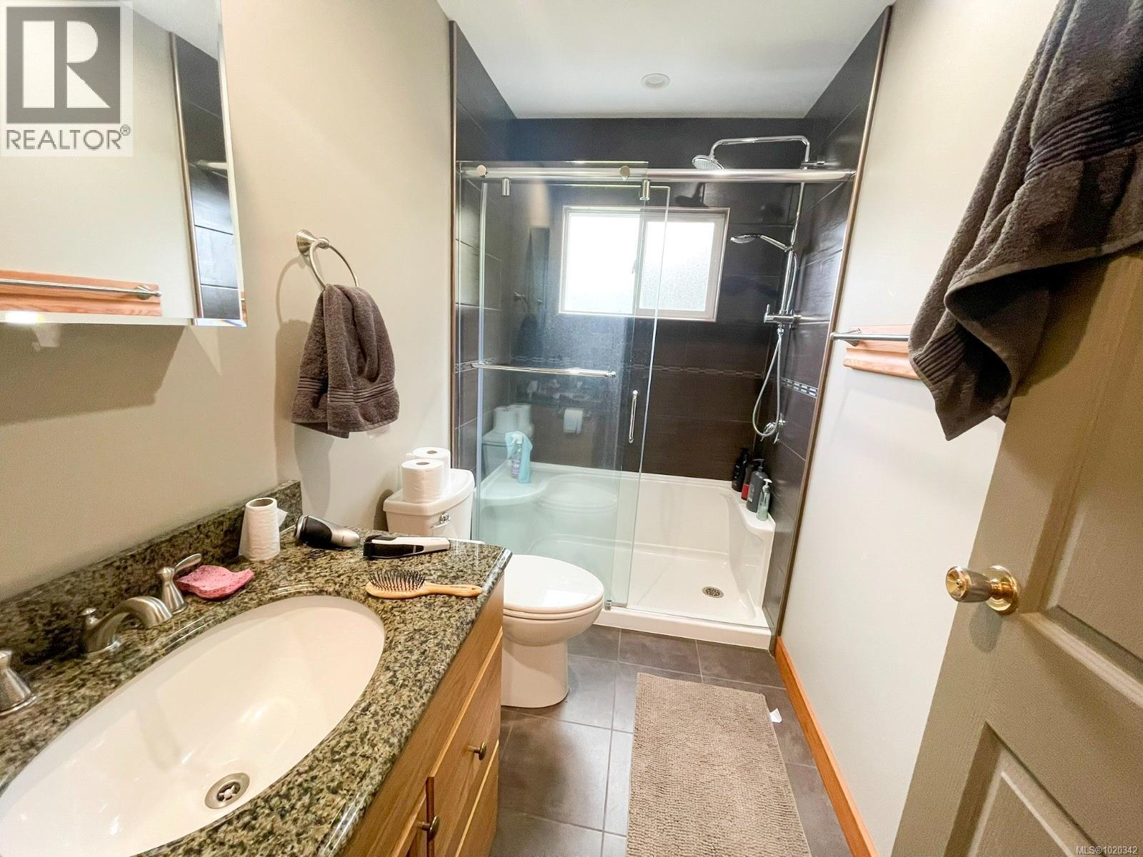 7581 Island Hwy S, Fanny Bay, British Columbia  V0R 1W0 - Photo 28 - 1020342