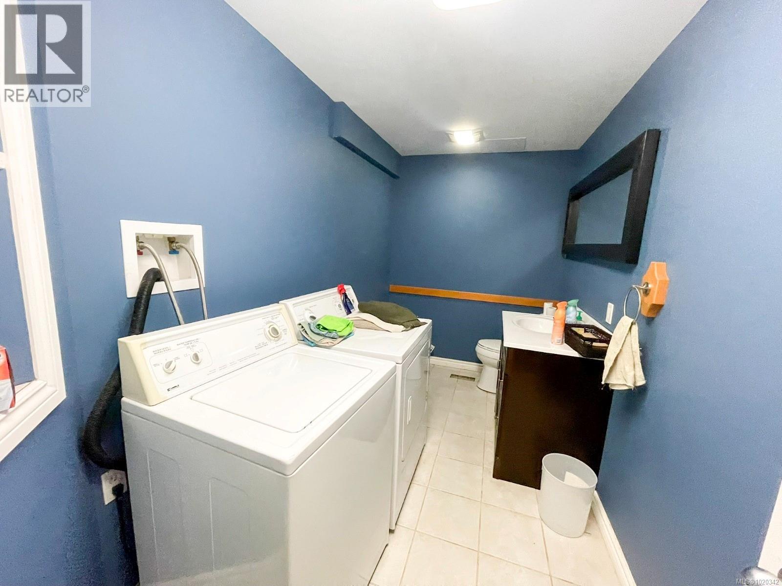 7581 Island Hwy S, Fanny Bay, British Columbia  V0R 1W0 - Photo 30 - 1020342