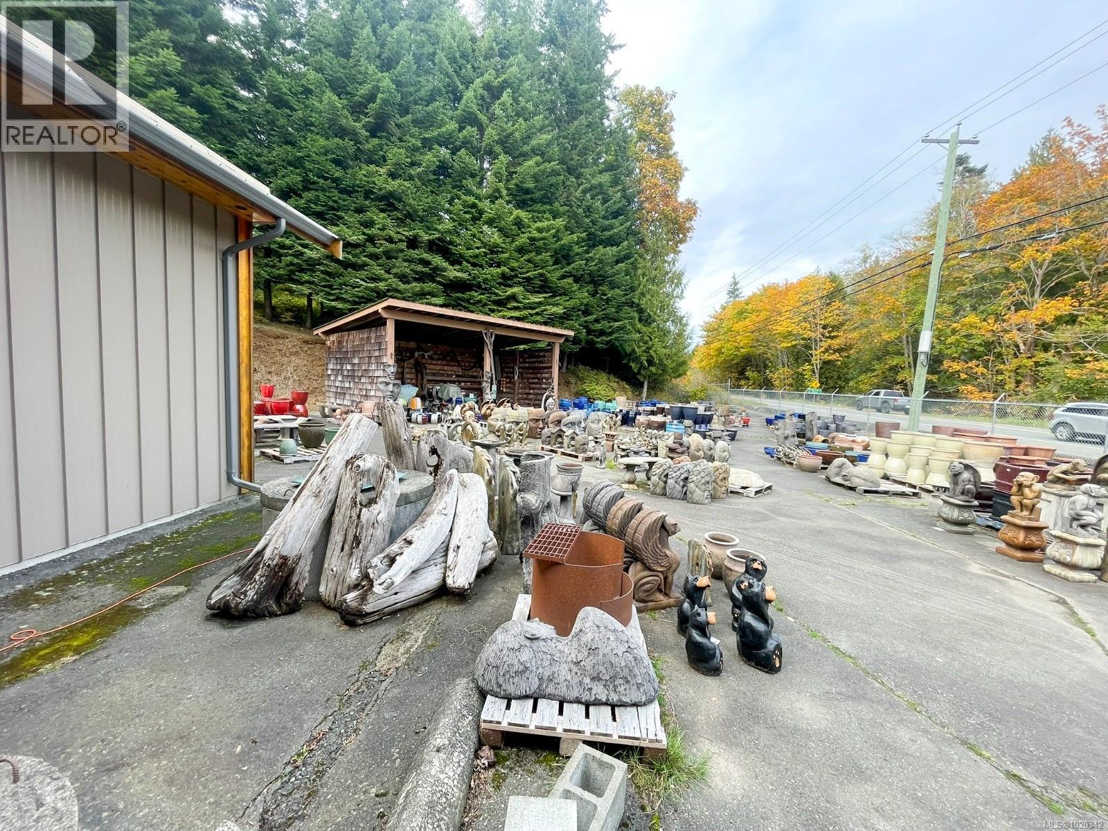 7581 Island Hwy S, Fanny Bay, British Columbia  V0R 1W0 - Photo 31 - 1020342