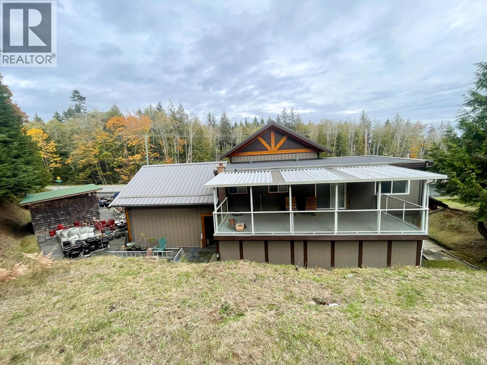 7581 Island Hwy S, Fanny Bay, British Columbia  V0R 1W0 - Photo 33 - 1020342