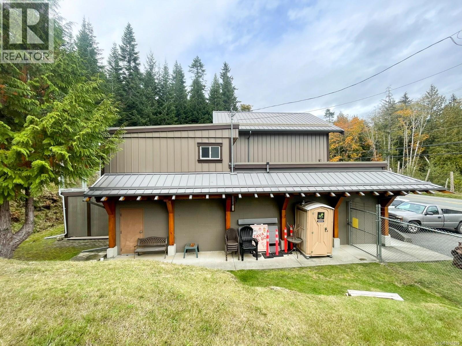 7581 Island Hwy S, Fanny Bay, British Columbia  V0R 1W0 - Photo 35 - 1020342