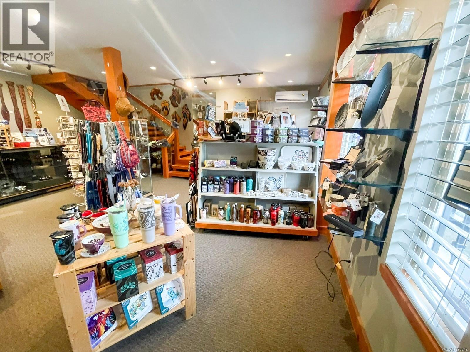 7581 Island Hwy S, Fanny Bay, British Columbia  V0R 1W0 - Photo 5 - 1020342