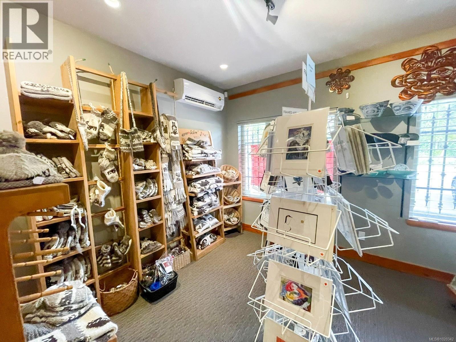 7581 Island Hwy S, Fanny Bay, British Columbia  V0R 1W0 - Photo 6 - 1020342