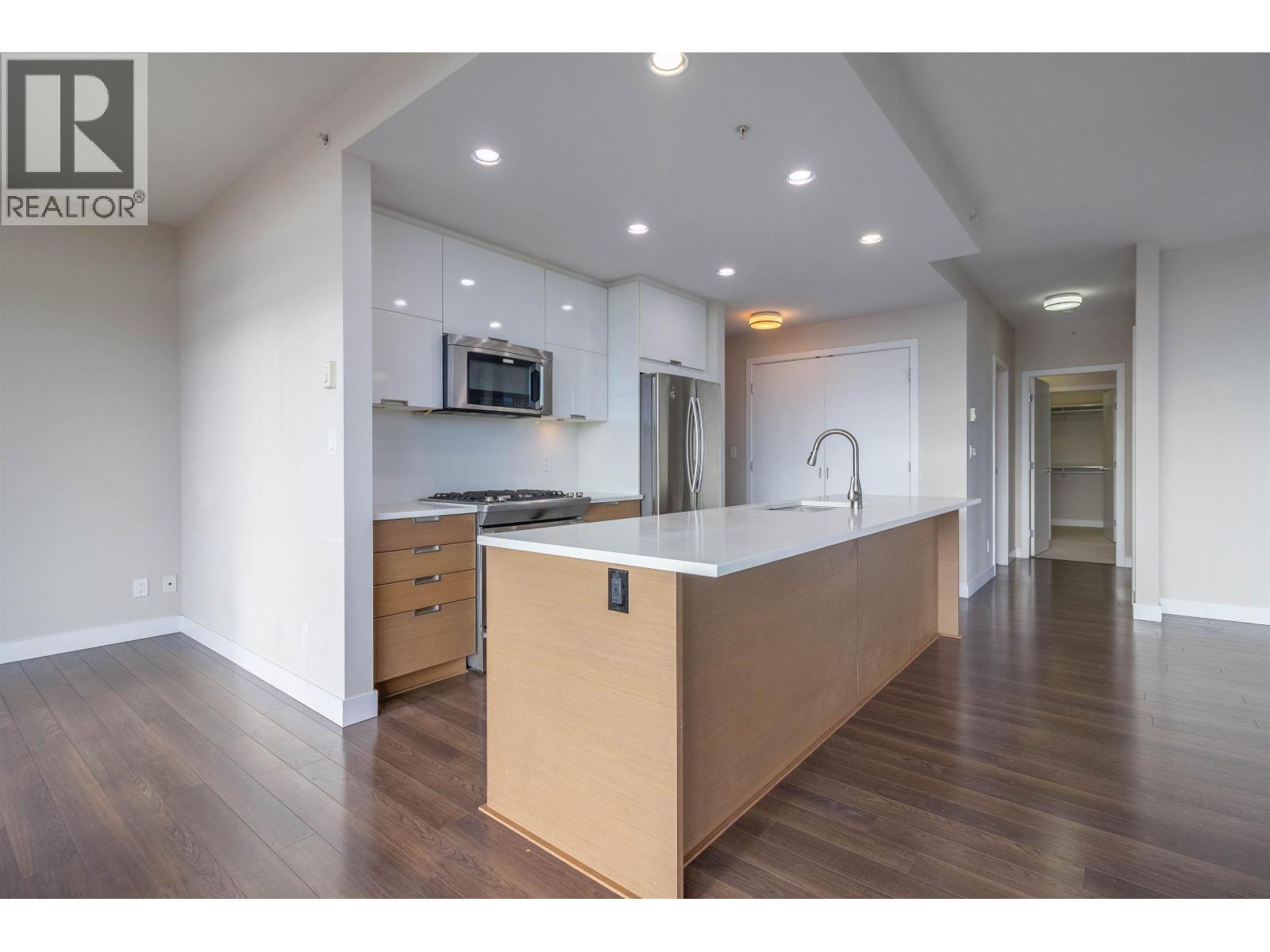 2302 2077 Rosser Avenue, Burnaby, British Columbia  V5C 0G6 - Photo 5 - R3066661