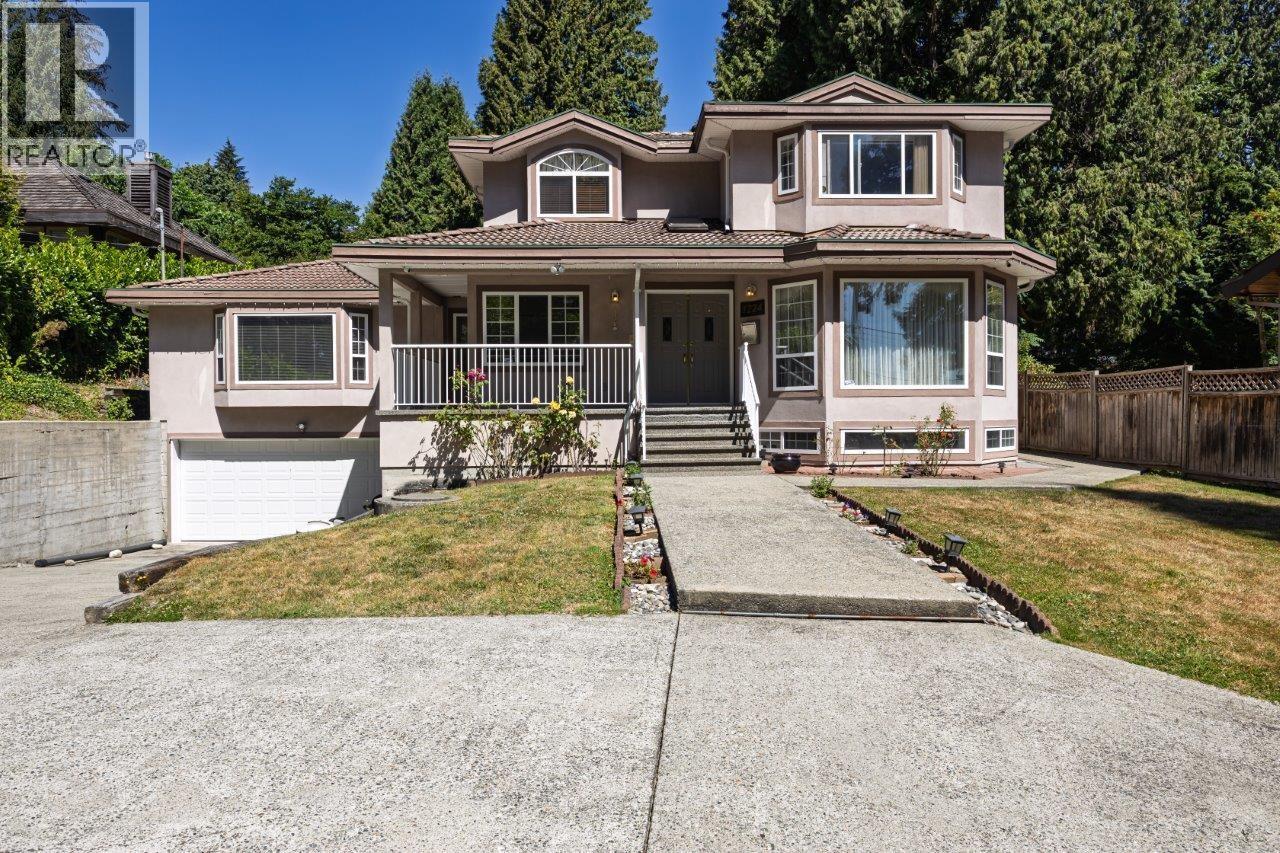 1224 E 14TH STREET, North Vancouver, British Columbia