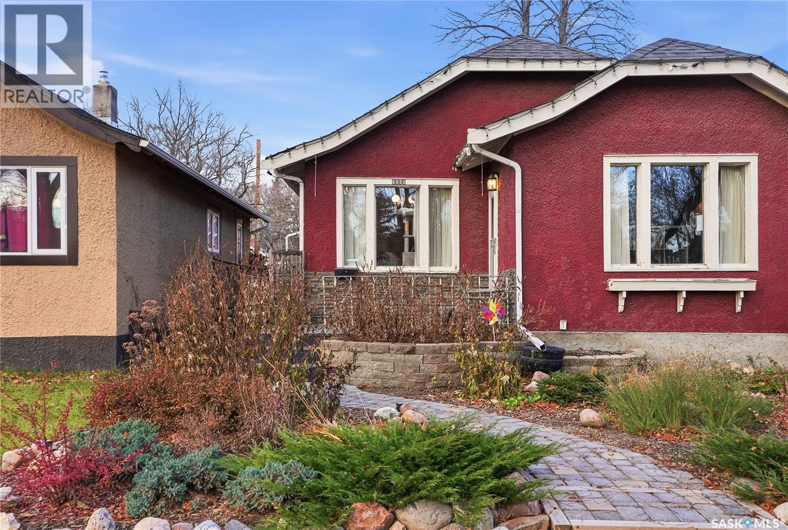 1121 C Avenue N, Saskatoon, Saskatchewan  S7L 1K3 - Photo 2 - SK023907