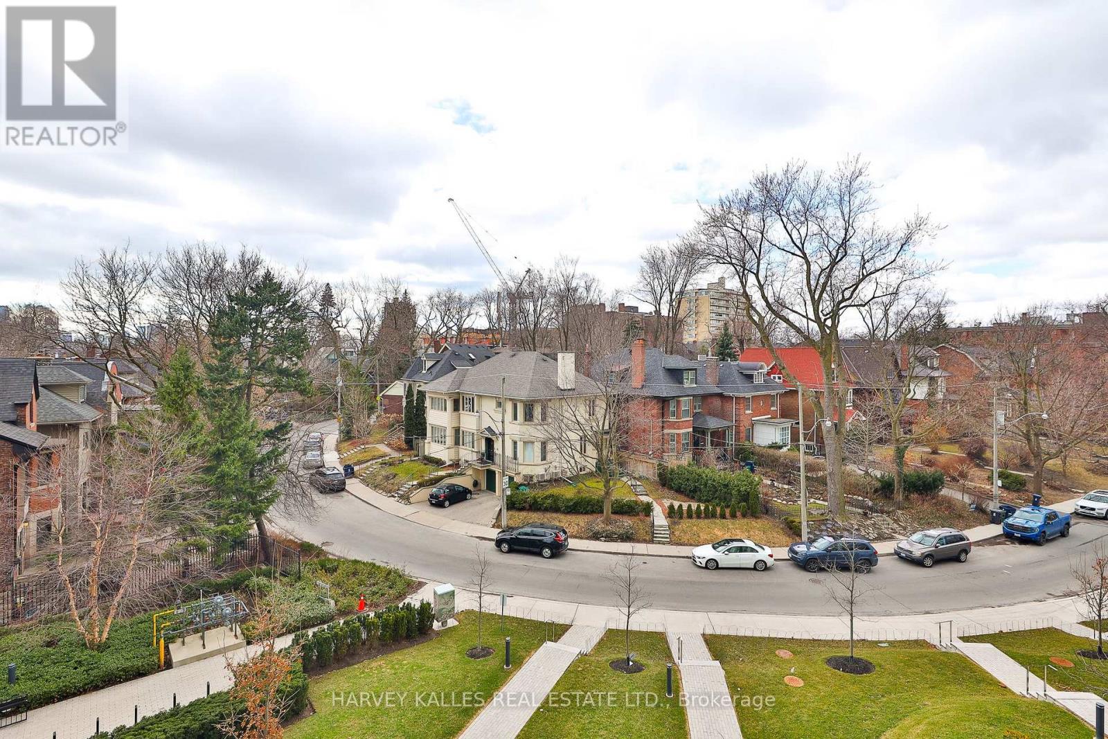 49 Foxbar Road, Toronto, Ontario  M4V 2G5 - Photo 21 - C12537786