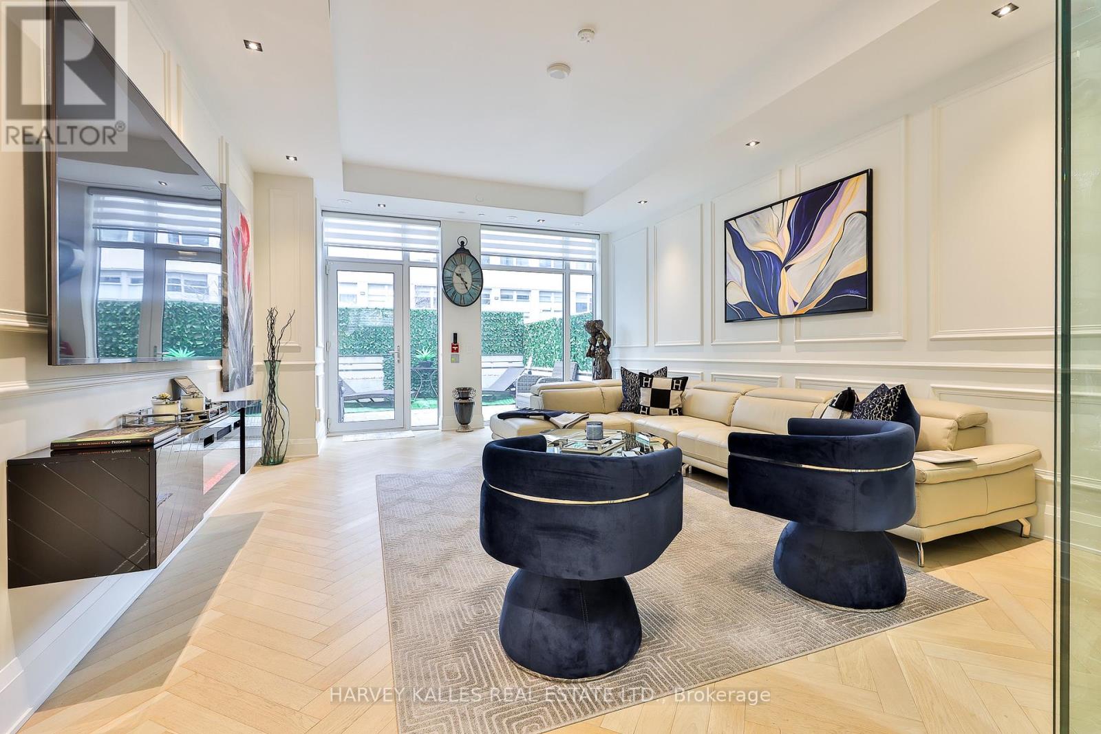 49 Foxbar Road, Toronto, Ontario  M4V 2G5 - Photo 8 - C12537786