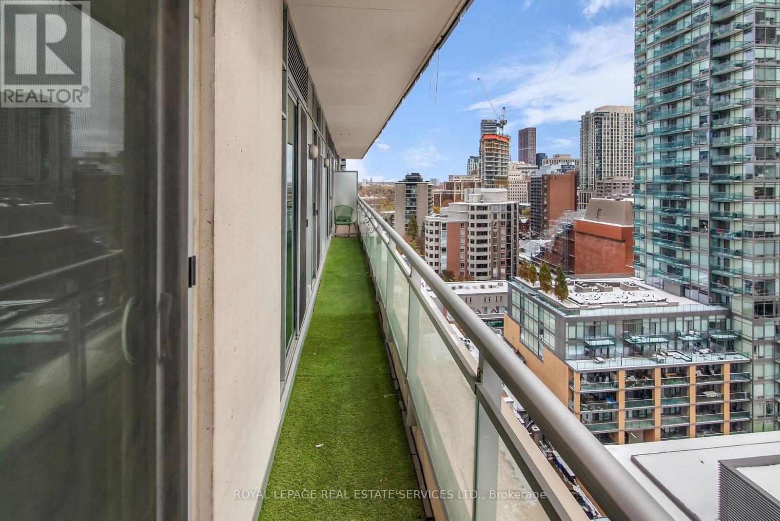 Ph105 - 8 Scollard Street, Toronto, Ontario  M5R 1M2 - Photo 39 - C12537840