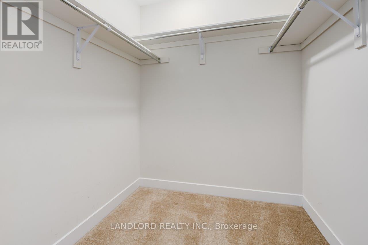 40 Donald Fleming Way, Whitby, Ontario  L1R 0N8 - Photo 18 - E12537772