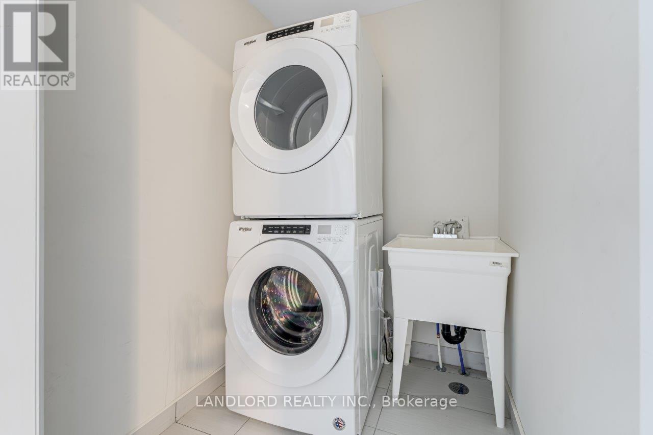 40 Donald Fleming Way, Whitby, Ontario  L1R 0N8 - Photo 22 - E12537772