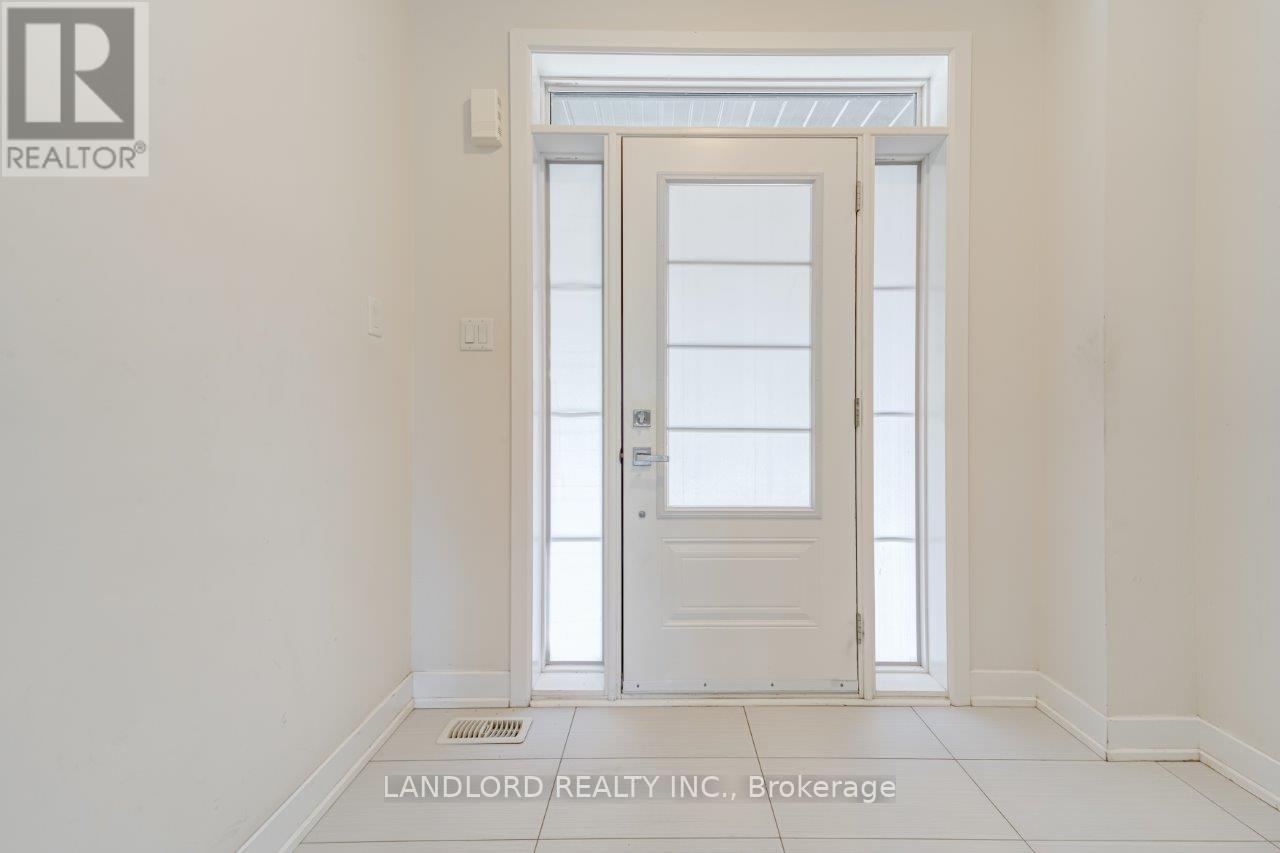 40 Donald Fleming Way, Whitby, Ontario  L1R 0N8 - Photo 25 - E12537772