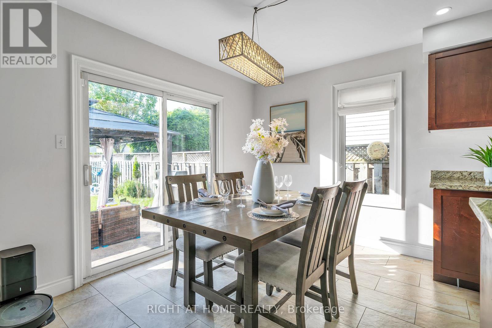 632 Longworth Avenue, Clarington, Ontario  L1C 5B8 - Photo 11 - E12537774