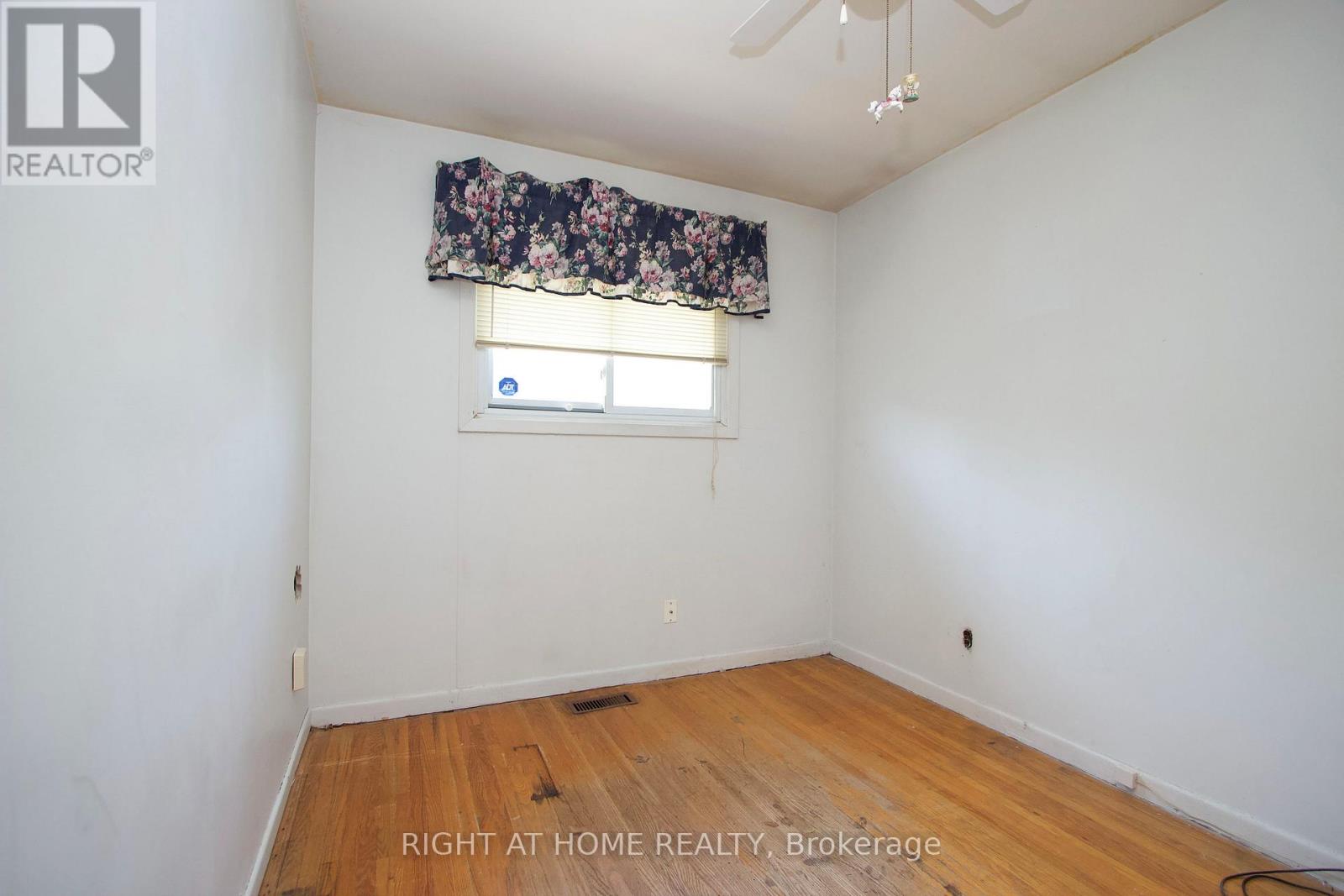 220 Linden Court, Oshawa, Ontario  L1H 6R1 - Photo 14 - E12537814