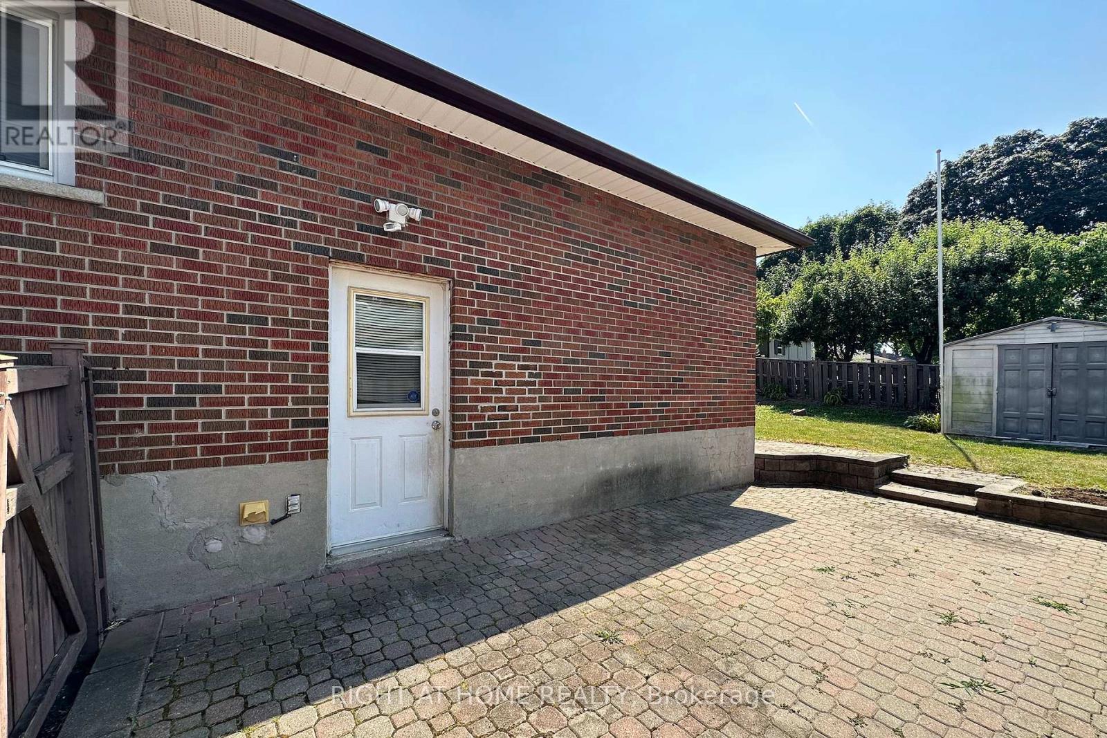 220 Linden Court, Oshawa, Ontario  L1H 6R1 - Photo 21 - E12537814