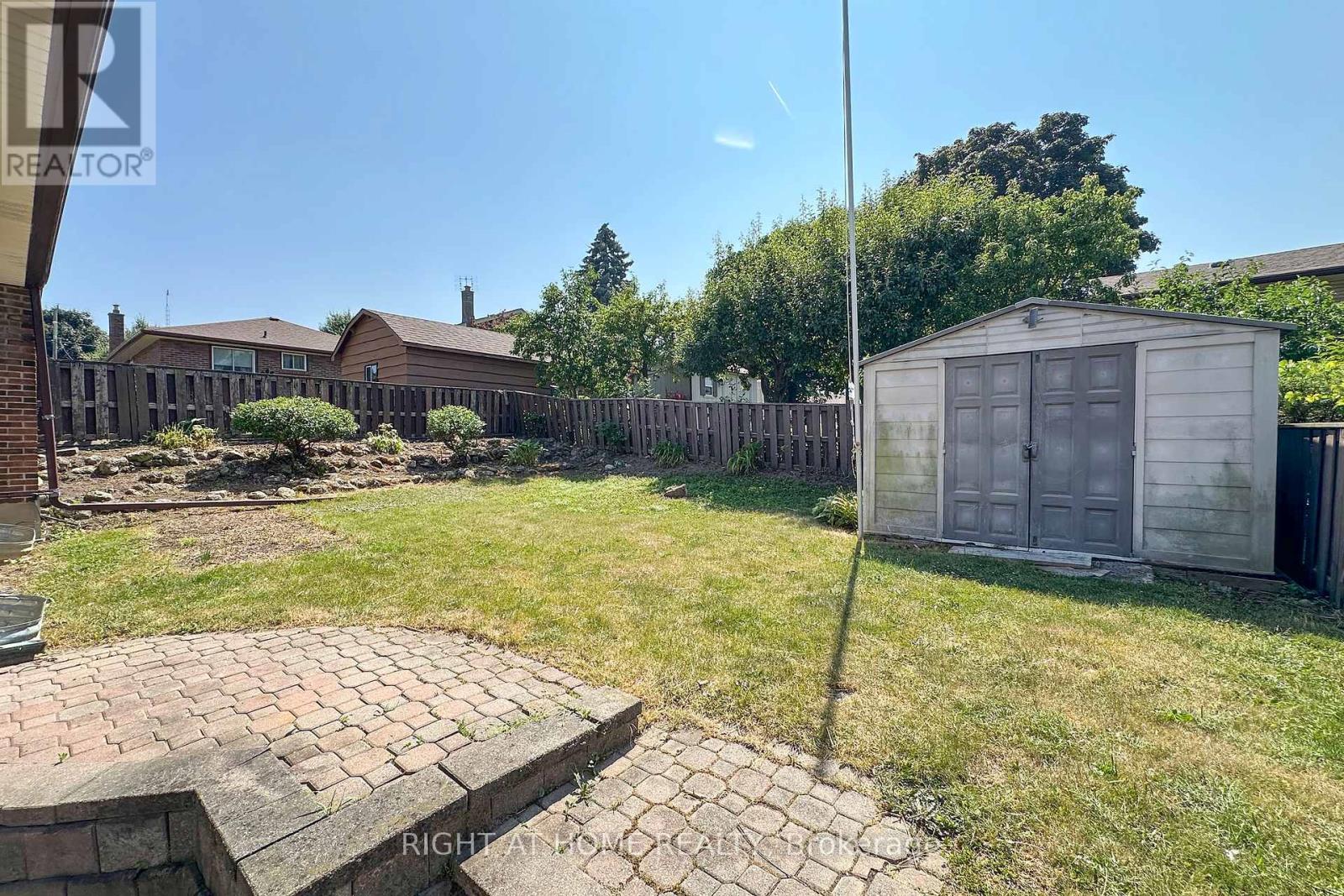 220 Linden Court, Oshawa, Ontario  L1H 6R1 - Photo 22 - E12537814