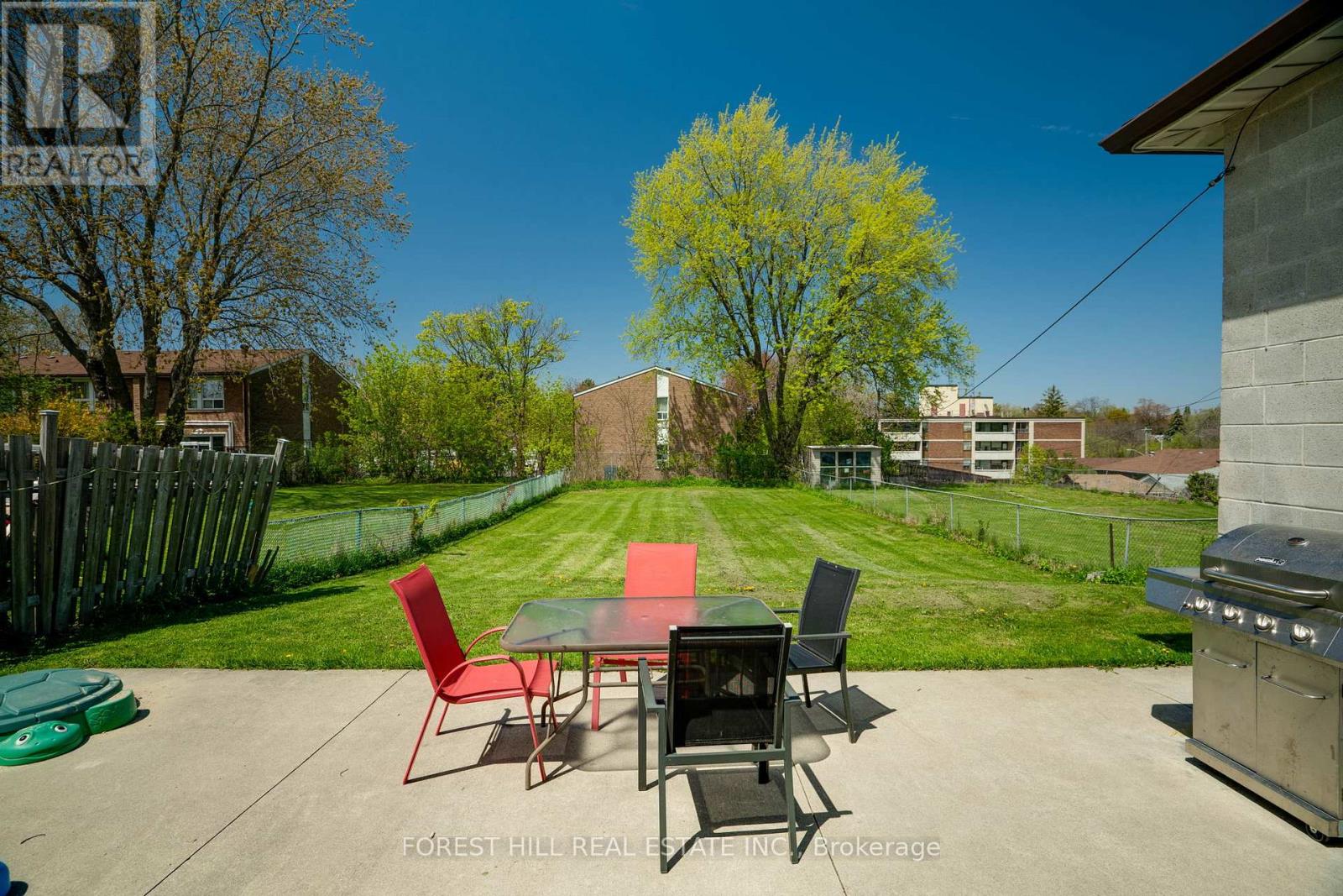 Main - 128 Trinnell Boulevard, Toronto, Ontario  M1L 1S8 - Photo 3 - E12537868