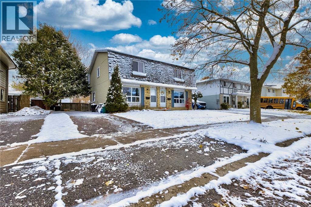 30a Helene Crescent, Waterloo, Ontario  N2L 5E5 - Photo 2 - 40787797