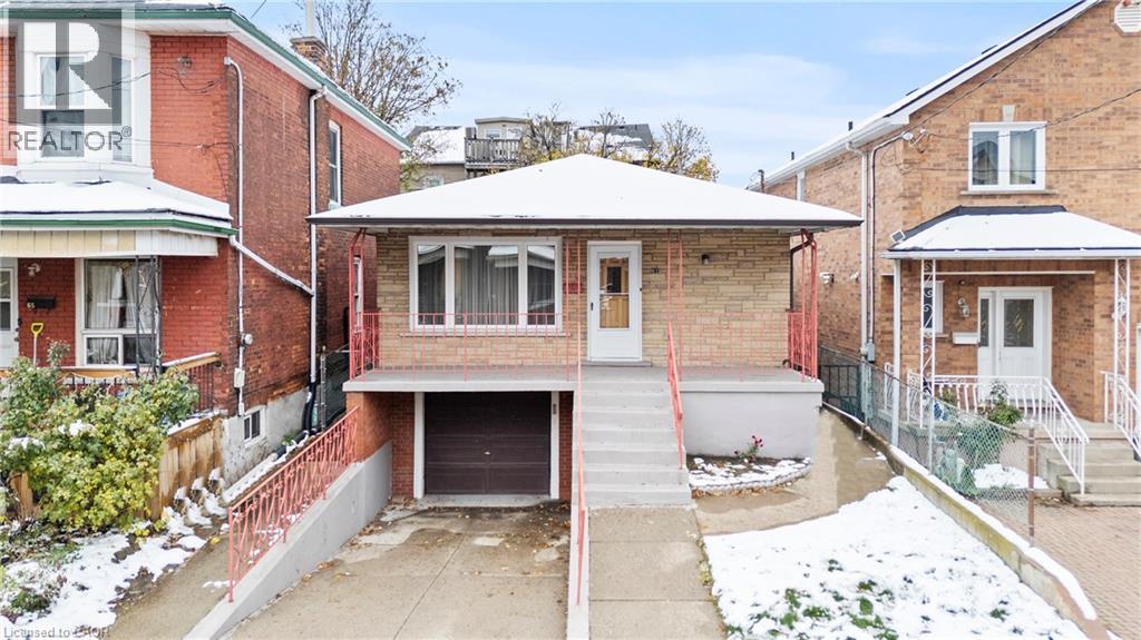 67 Oxford Street, Hamilton, Ontario  L8R 2W9 - Photo 1 - 40787789