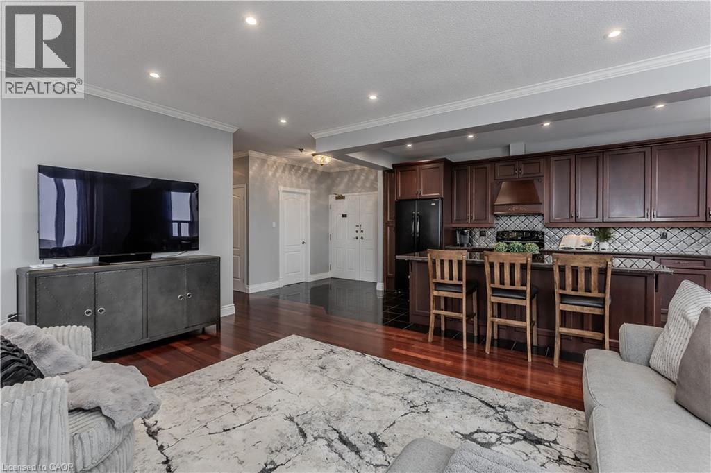 1270 Maple Crossing Boulevard Unit# Ph2, Burlington, Ontario  L7S 2J3 - Photo 11 - 40787630