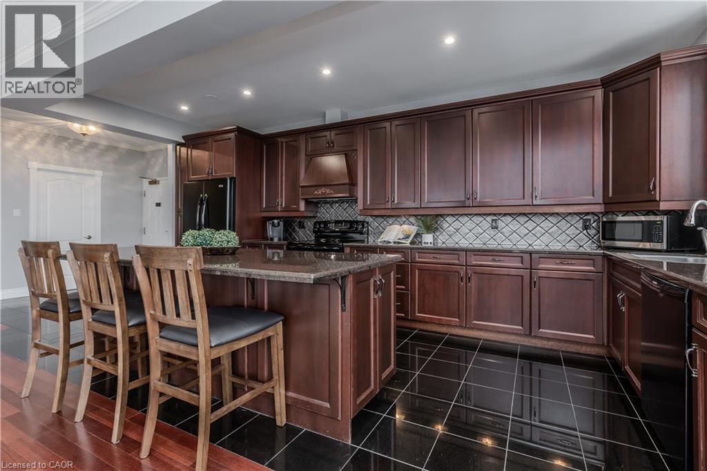 1270 Maple Crossing Boulevard Unit# Ph2, Burlington, Ontario  L7S 2J3 - Photo 5 - 40787630