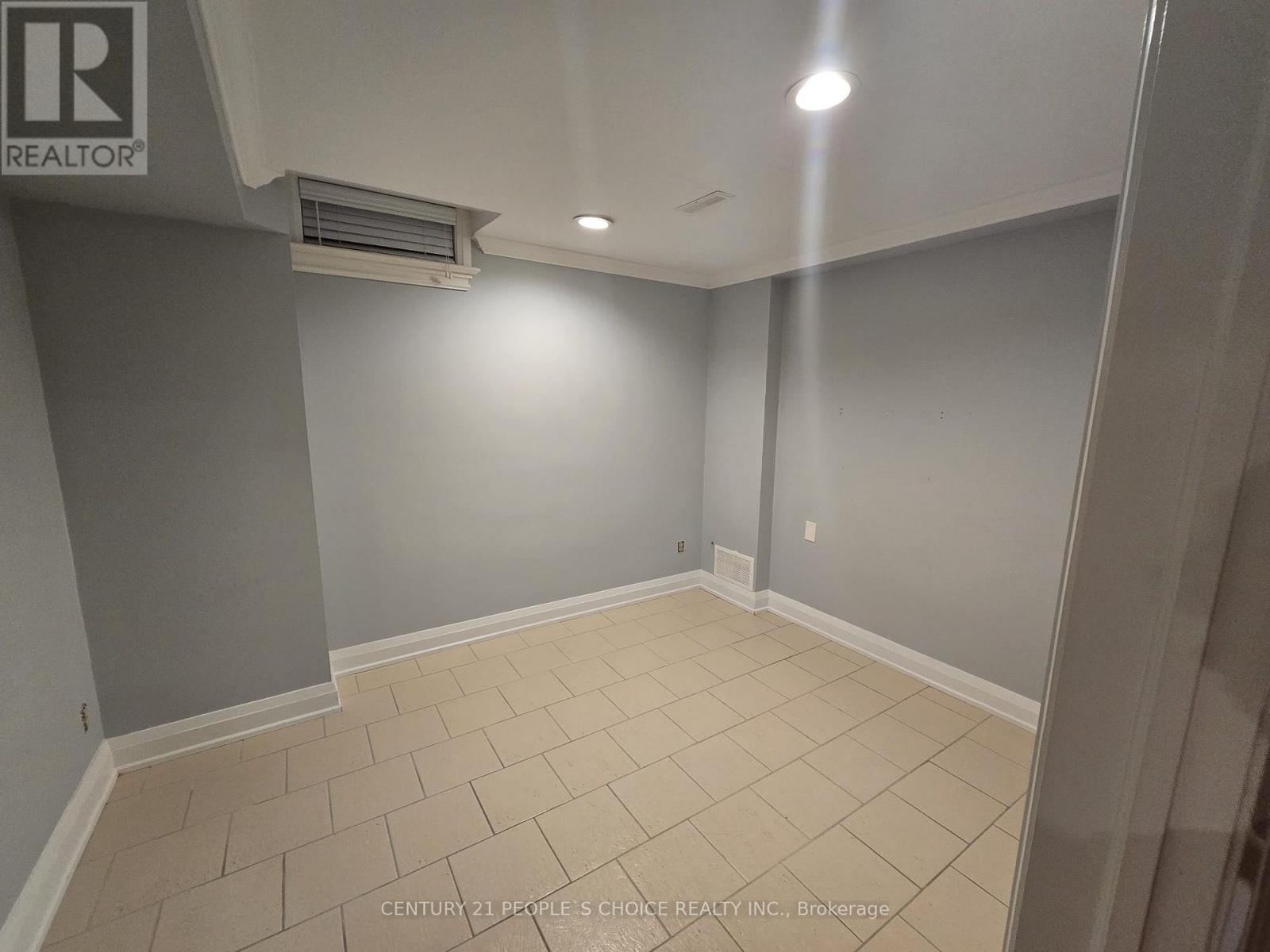 Bsmt - 51 Fairmont Avenue, Vaughan, Ontario  L6A 2P1 - Photo 20 - N12537768