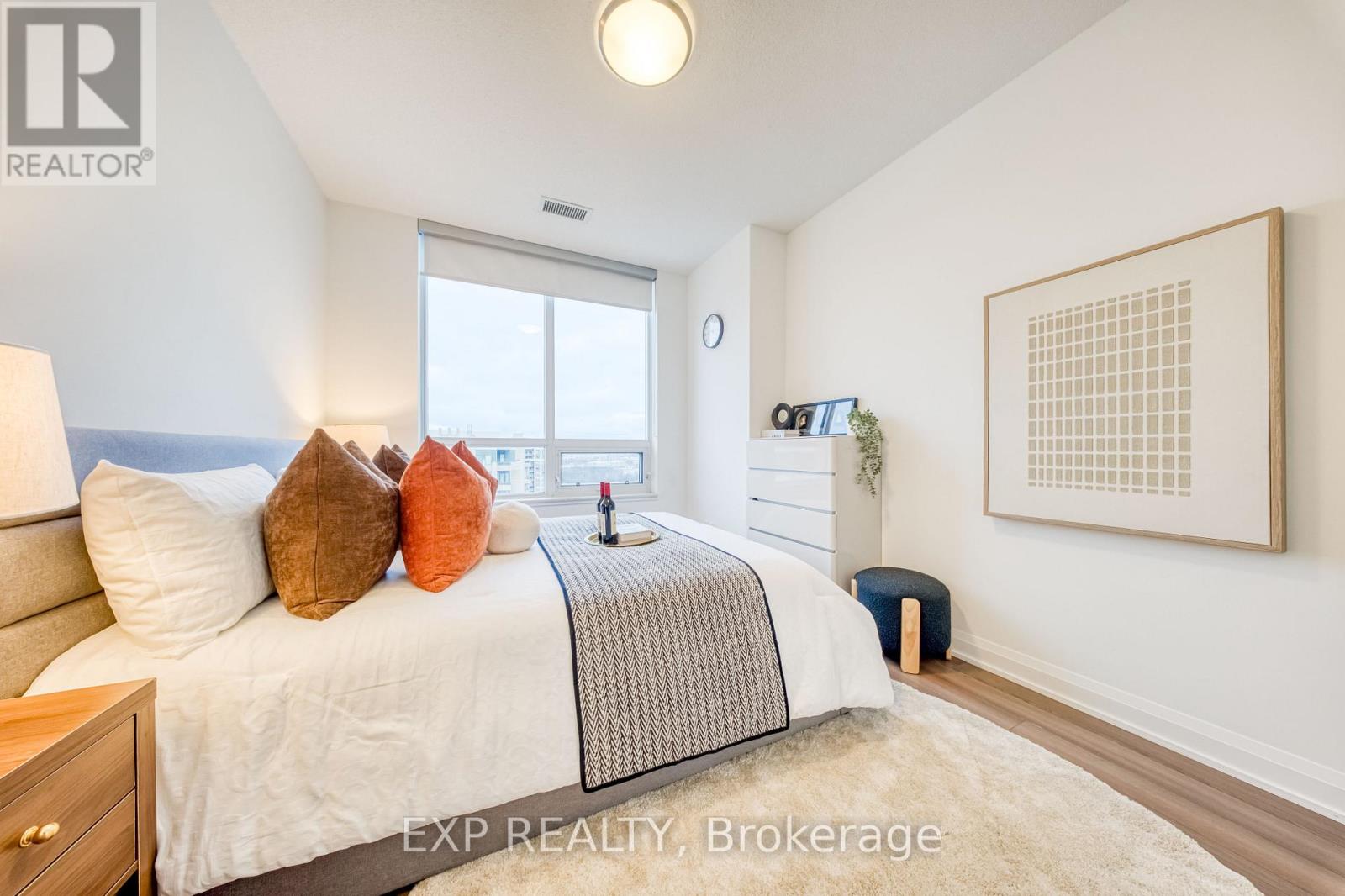 2205 - 15 Water Walk Drive, Markham, Ontario  L6G 0G2 - Photo 24 - N12537780