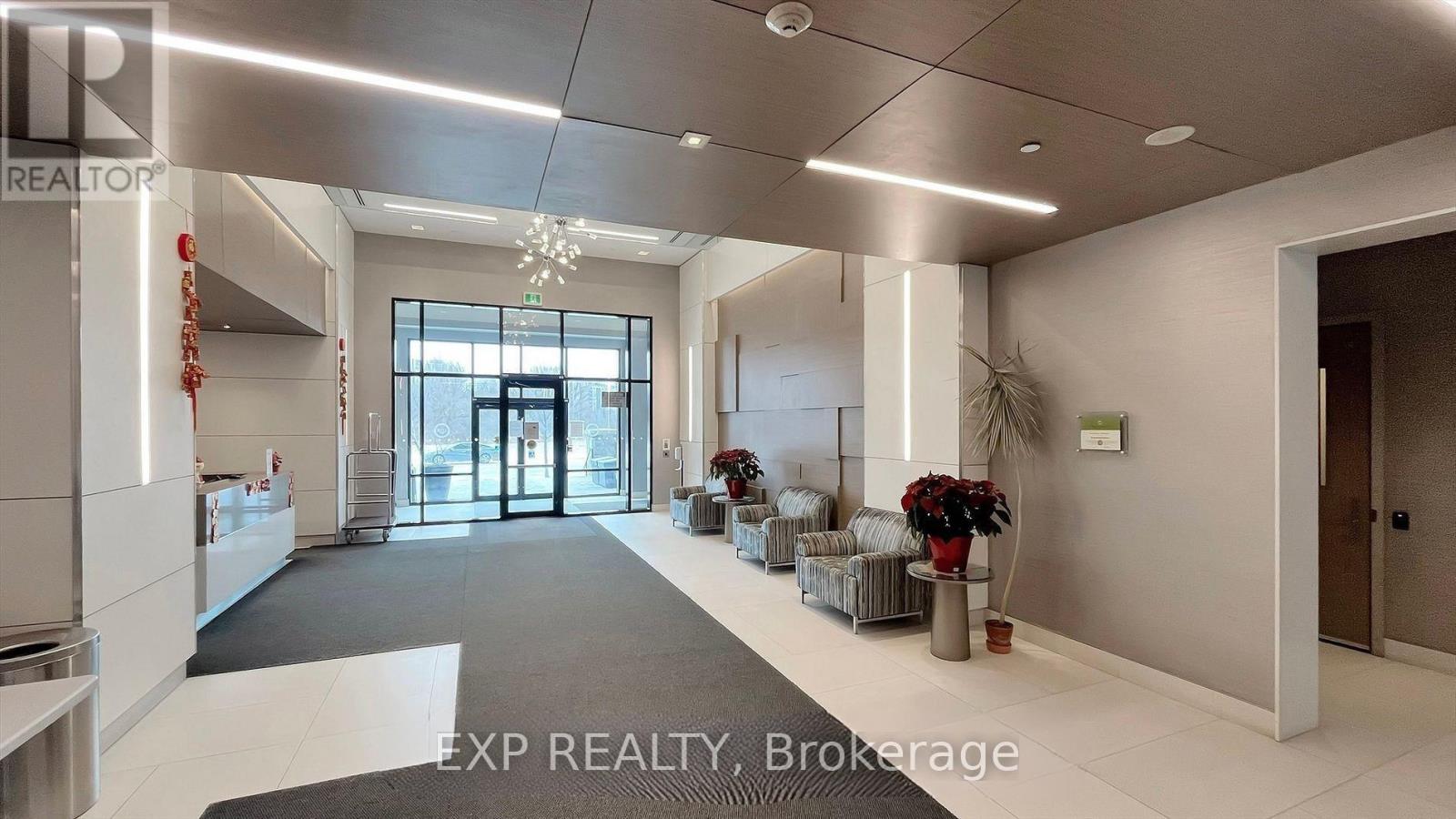 2205 - 15 Water Walk Drive, Markham, Ontario  L6G 0G2 - Photo 4 - N12537780