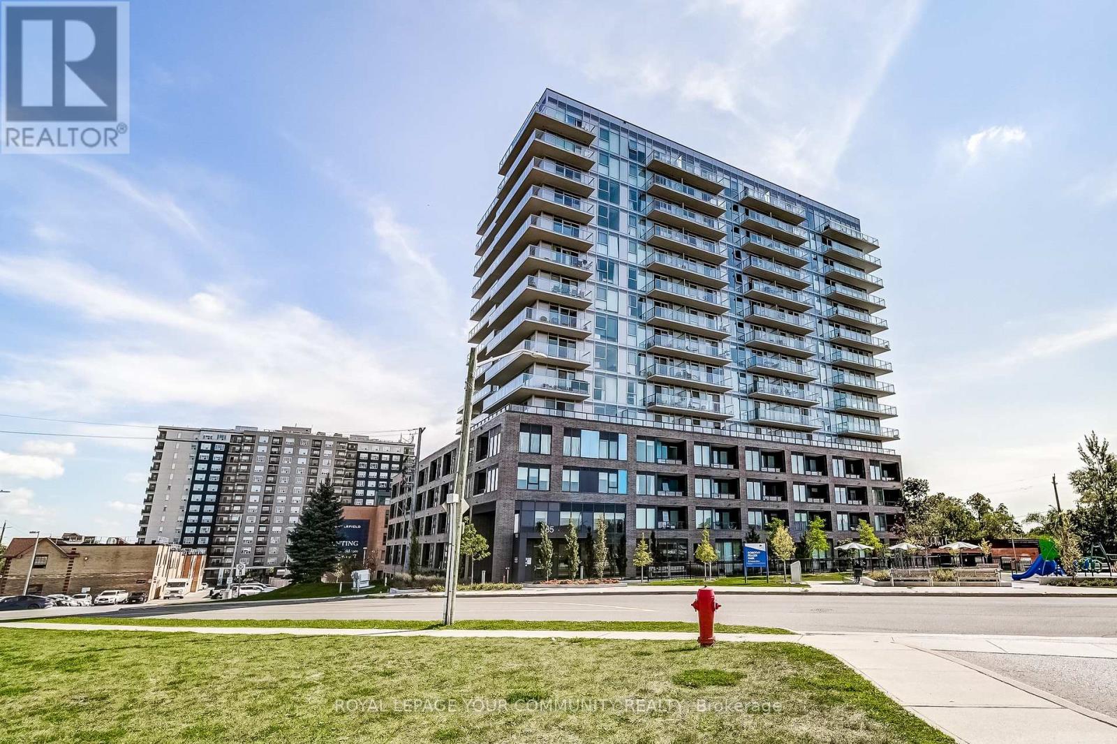 1110 - 185 DEERFIELD ROAD, Newmarket, Ontario