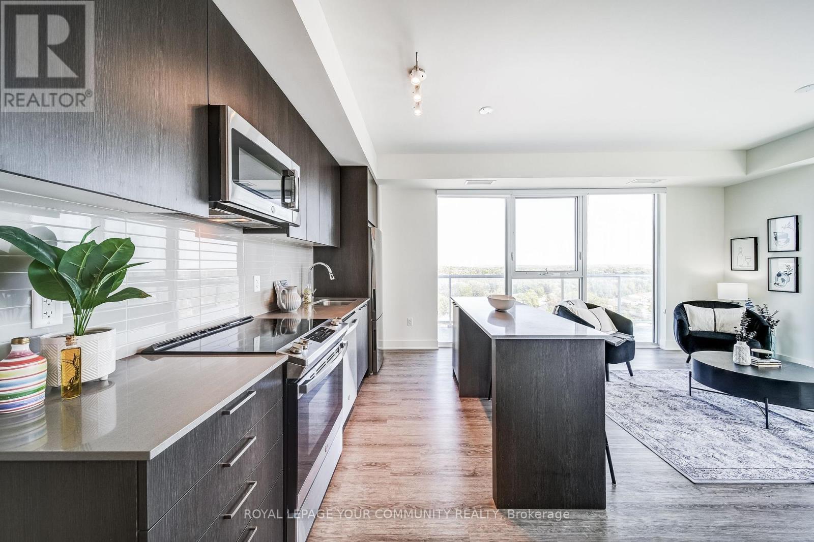 1110 - 185 Deerfield Road, Newmarket, Ontario  L3Y 0G7 - Photo 17 - N12537790