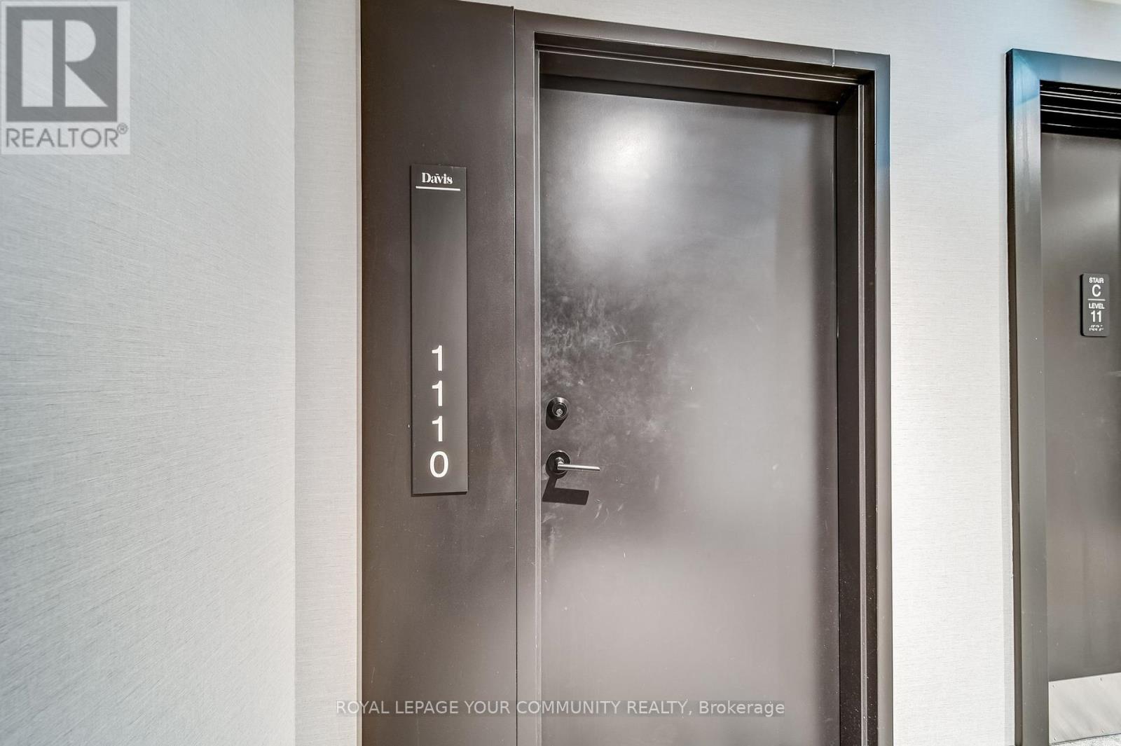 1110 - 185 Deerfield Road, Newmarket, Ontario  L3Y 0G7 - Photo 5 - N12537790